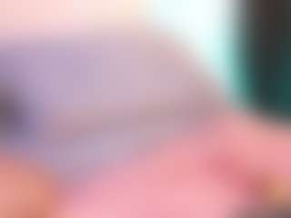 Live cam show with Samaraa-Smith - MILF on TeamSkeetLive