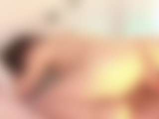 Live cam show with Samaraa-Smith - Shower on Dare Cams