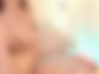Live cam show with Samaraa-Smith - Thin on Cam Slut