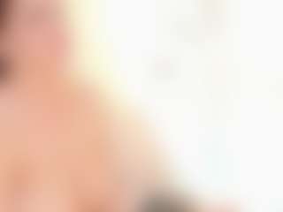 Samaraa-Smith MILF webcam performer live streaming