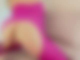 Live cam show with Samaraa-Smith - Mature Young Adult on Camsoda