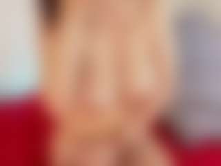Samaraa-Smith MILF webcam performer live streaming
