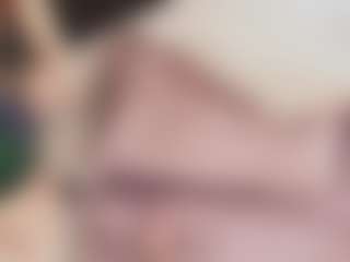 Live cam show with Samaraa-Smith - Juguetes on WildCum