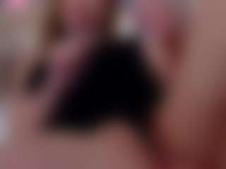 Lola's Live Sex Cam Show
