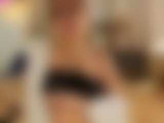 Lola's Live Sex Cam Show