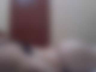 Live cam show with RedMariaEugenia - Shaved on Soda Cam
