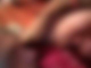 Live cam show with CandyPussy96 - Thick on xplaylive.com