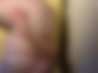 Quinni18's Live Sex Cam Show