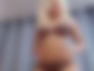Live cam show with Curly Marshall - Flex on anonymated.com