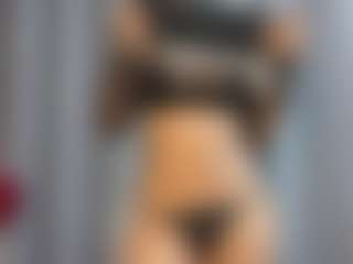 Live cam show with Curly Marshall - Spanish on Camsoda | colombia