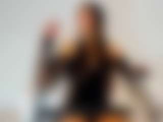 Live cam show with EmmilyCastillaRs - Drinking on Pornisteam.com
