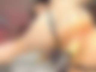 Juicy-Vikki's Live Sex Cam Show