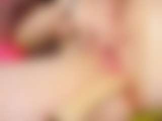 Juicy-Vikki's Live Sex Cam Show