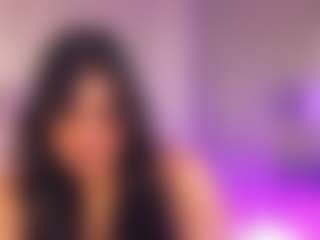 Live cam show with LeiaLeen1 - Fingers on Camsoda