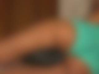 pocahotass-11's Live Sex Cam Show