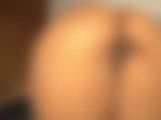 pocahotass-11's Live Sex Cam Show