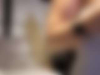AlliceLover's Live Sex Cam Show