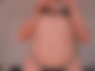 Isabella Moreau's Live Sex Cam Show