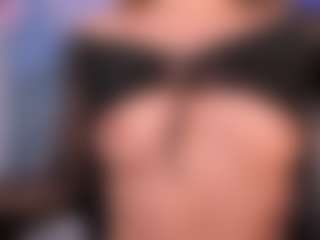 Isabella Moreau's Live Sex Cam Show