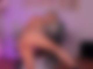 Isabella Moreau's Live Sex Cam Show