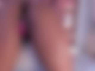 Averlie-Sterling's Live Sex Cam Show