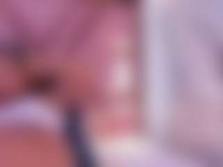 Live cam show with Averlie-Sterling - Ebony on sexylive.show | colombia