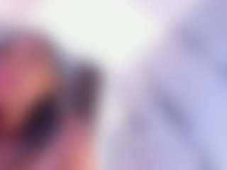 Live cam show with Averlie-Sterling - Ebony on madthumbs | colombia
