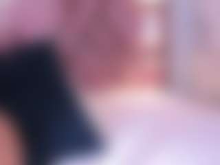 Live cam show with Averlie-Sterling - Ebony on Strip Flash - Live Sex Shows | colombia