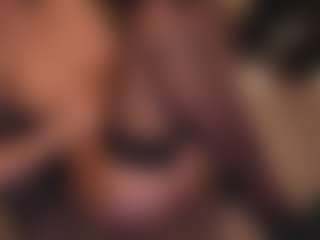 LaraCifika's Live Sex Cam Show