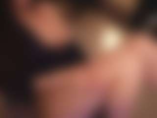 LaraCifika's Live Sex Cam Show