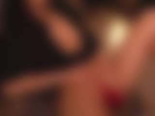 LaraCifika's Live Sex Cam Show