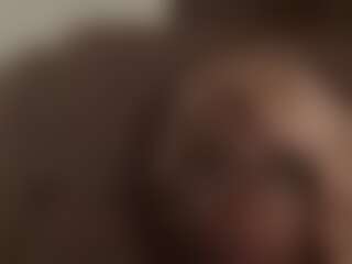 prettylaia's Live Sex Cam Show