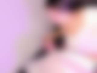 Live cam show with alondra-milff - Riding on Hubzter Live