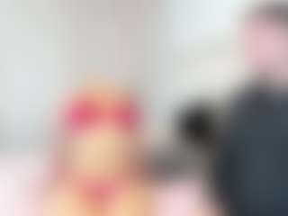 Live cam show with Cametin - Toys on Hubzter Live