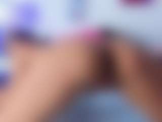 Live cam show with dulcee11 - Moan on Camming Site