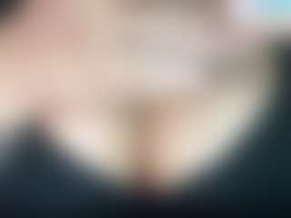 thickfreakylatina's Live Sex Cam Show