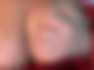 thickfreakylatina's Live Sex Cam Show