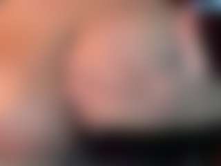 thickfreakylatina's Live Sex Cam Show