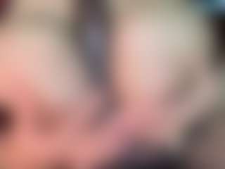 thickfreakylatina's Live Sex Cam Show