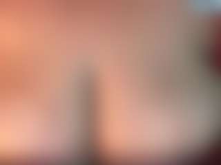 thickfreakylatina's Live Sex Cam Show