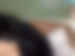 Live cam show with thickfreakylatina - Wife on Uber Horny