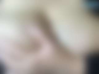 thickfreakylatina's Live Sex Cam Show