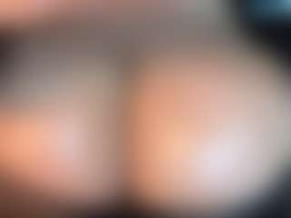 thickfreakylatina's Live Sex Cam Show