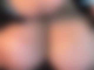 thickfreakylatina's Live Sex Cam Show