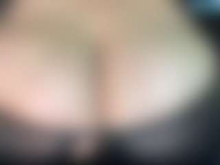 thickfreakylatina's Live Sex Cam Show