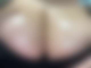 Live cam show with thickfreakylatina - Kinky on Camiplay Live