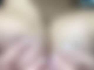 thickfreakylatina's Live Sex Cam Show