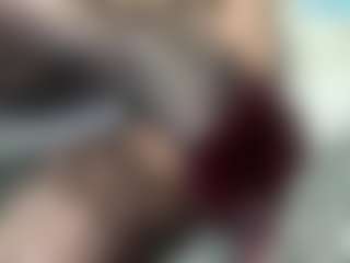 thickfreakylatina's Live Sex Cam Show