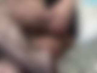 thickfreakylatina's Live Sex Cam Show