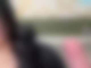 thickfreakylatina's Live Sex Cam Show